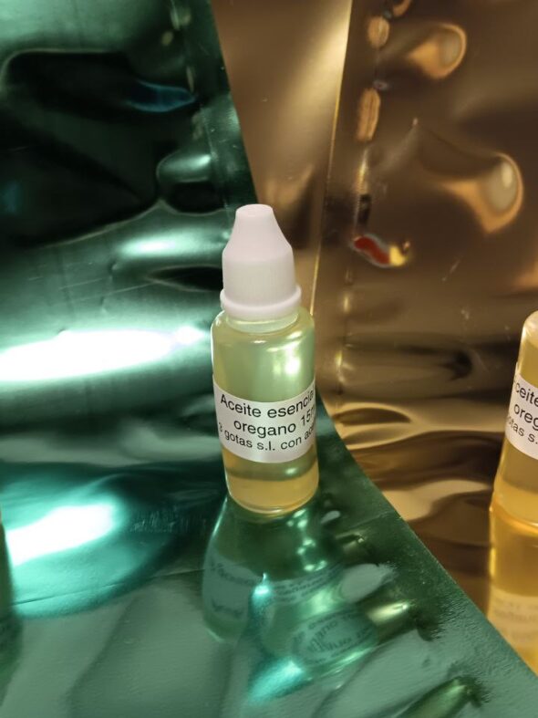 Aceite esencial de orégano